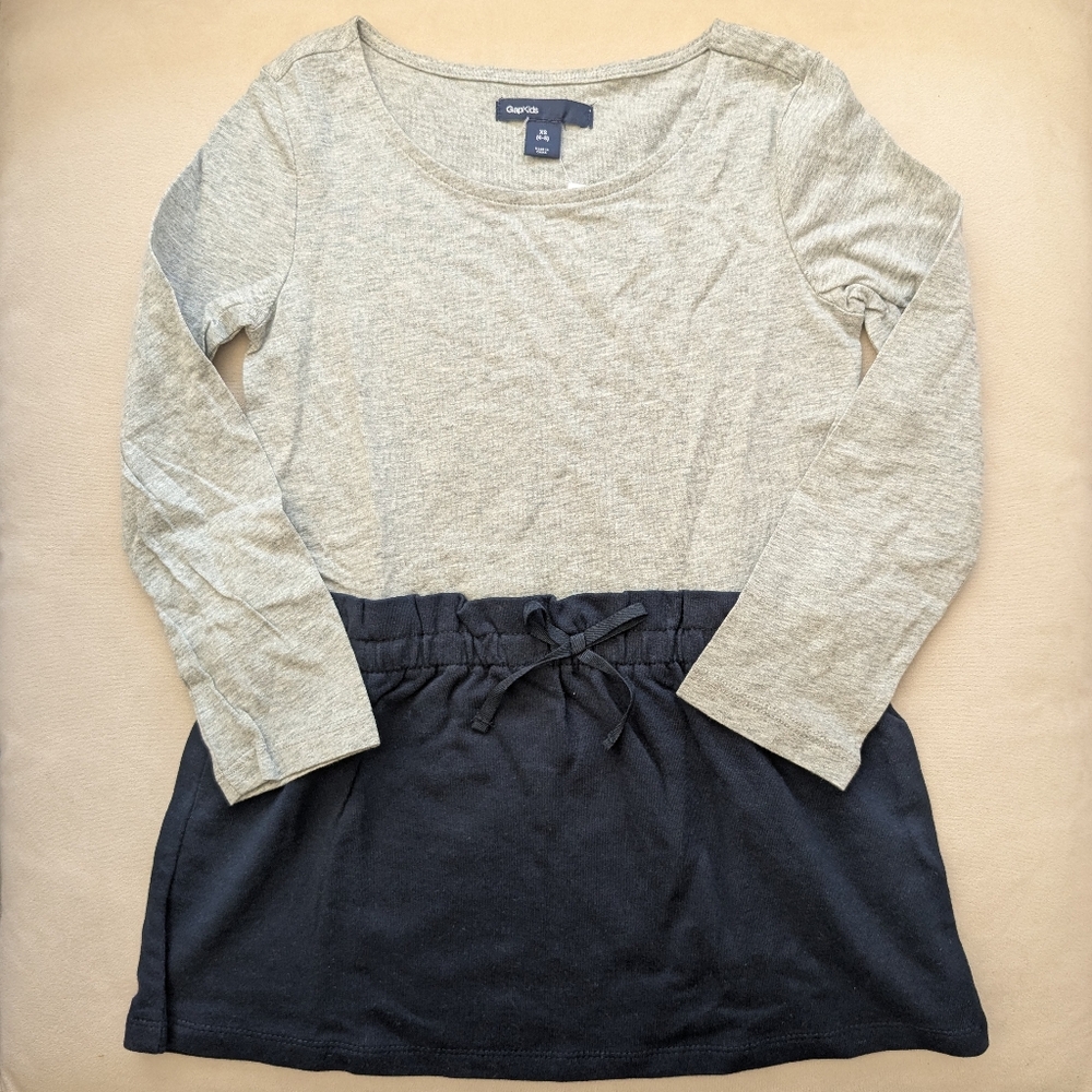 NWT GAP Dress - size xs